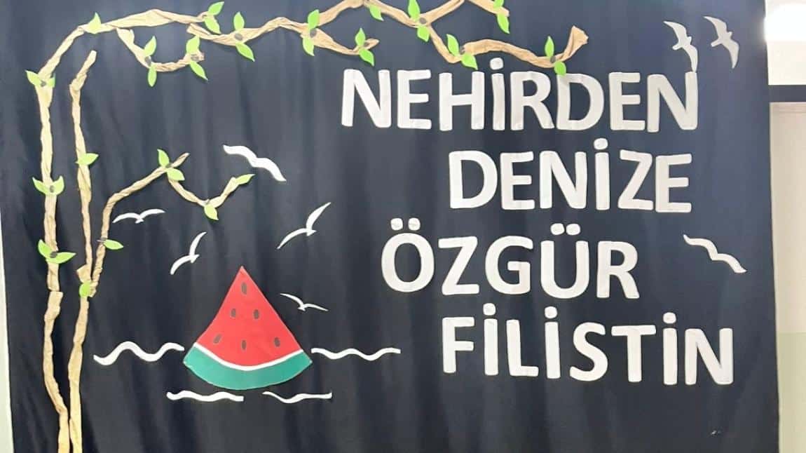 Nehirden Denize Özgür Filistin